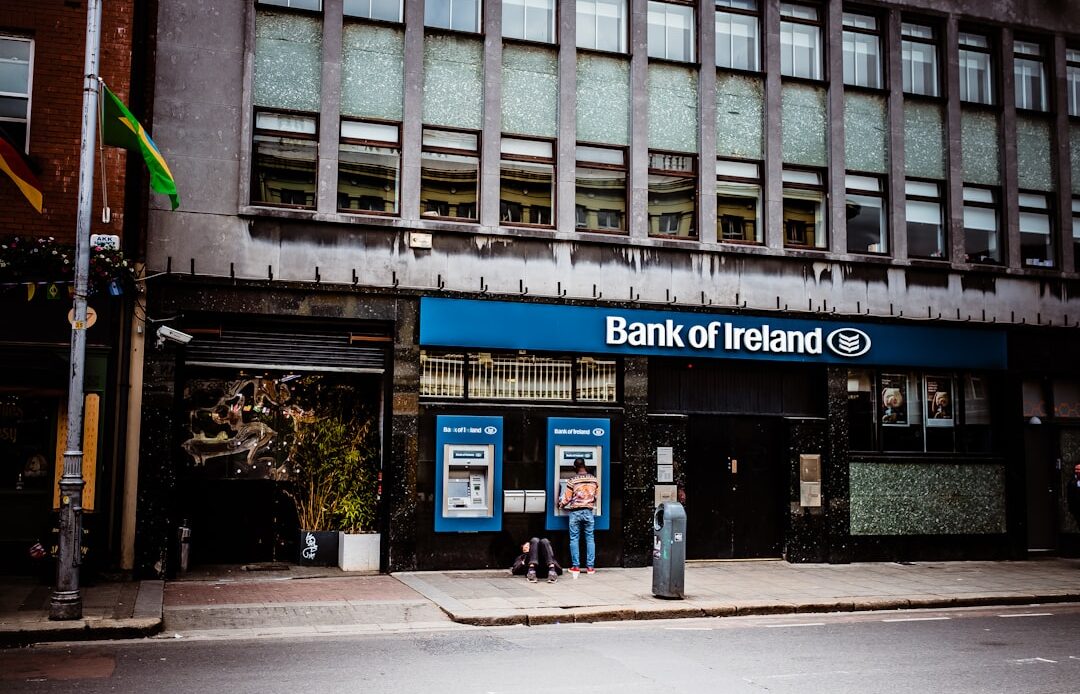 Photo icici privilege banking